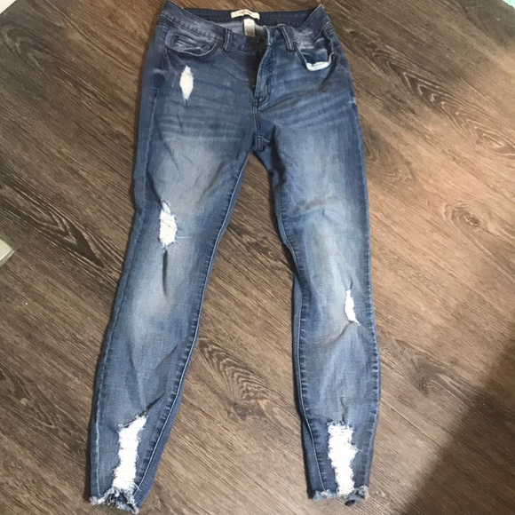 refuge Denim - Distressed and detailed jeans
